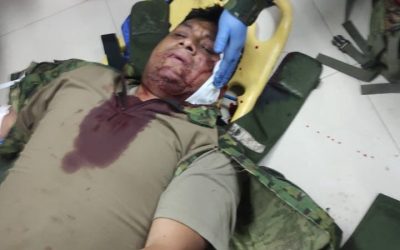 Personal militar brutalmente agredido por grupo violento en Caspigasí, vía Calacalí.