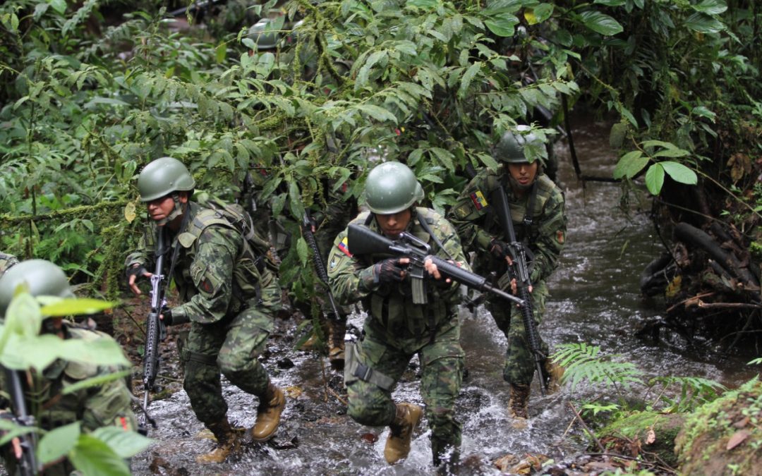 Sucumbíos: Fuerzas Armadas localizan y desactivan un cristalizadero donde se procesaba sustancias sujetas a fiscalización